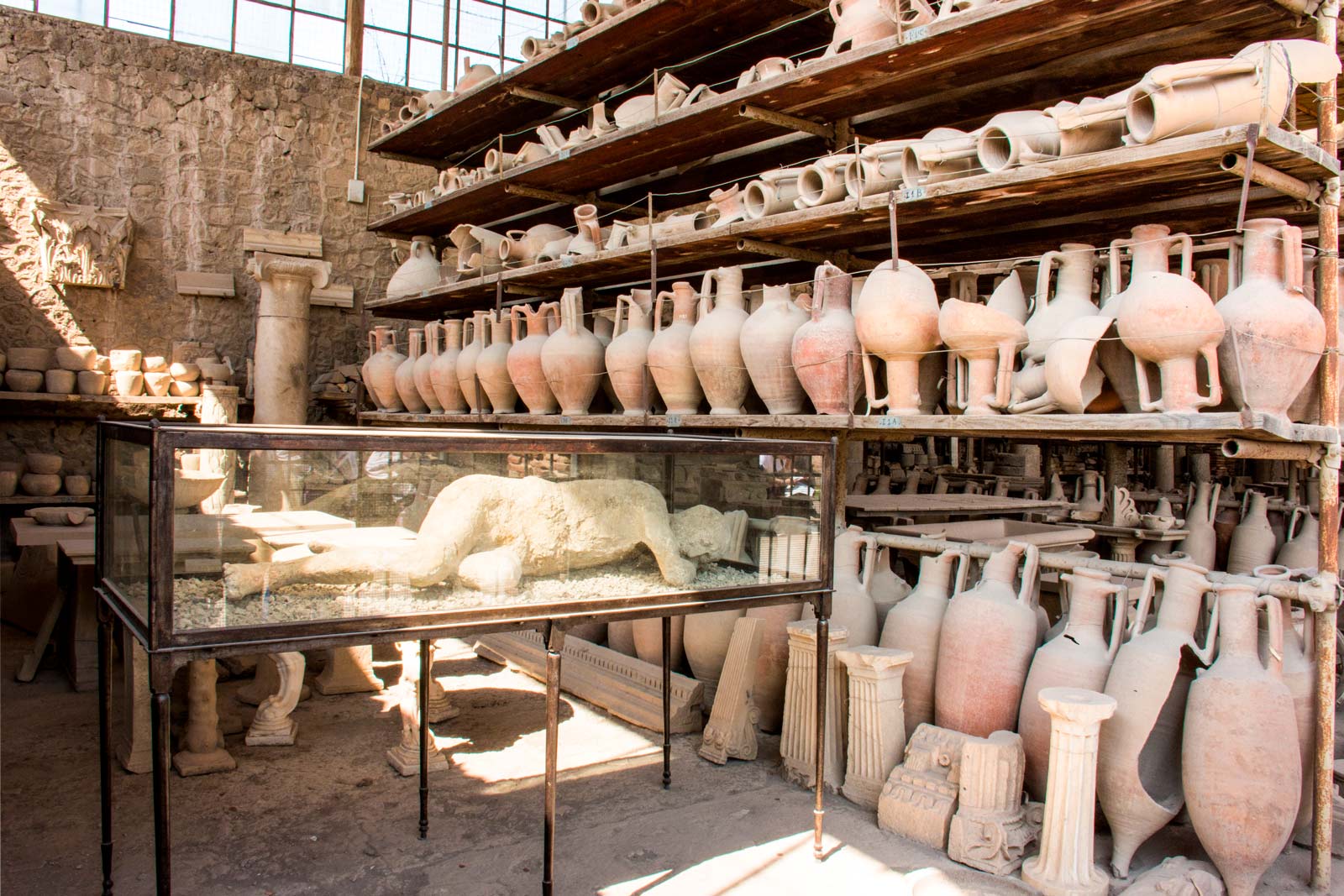 Archaeological finds found in Pompeii